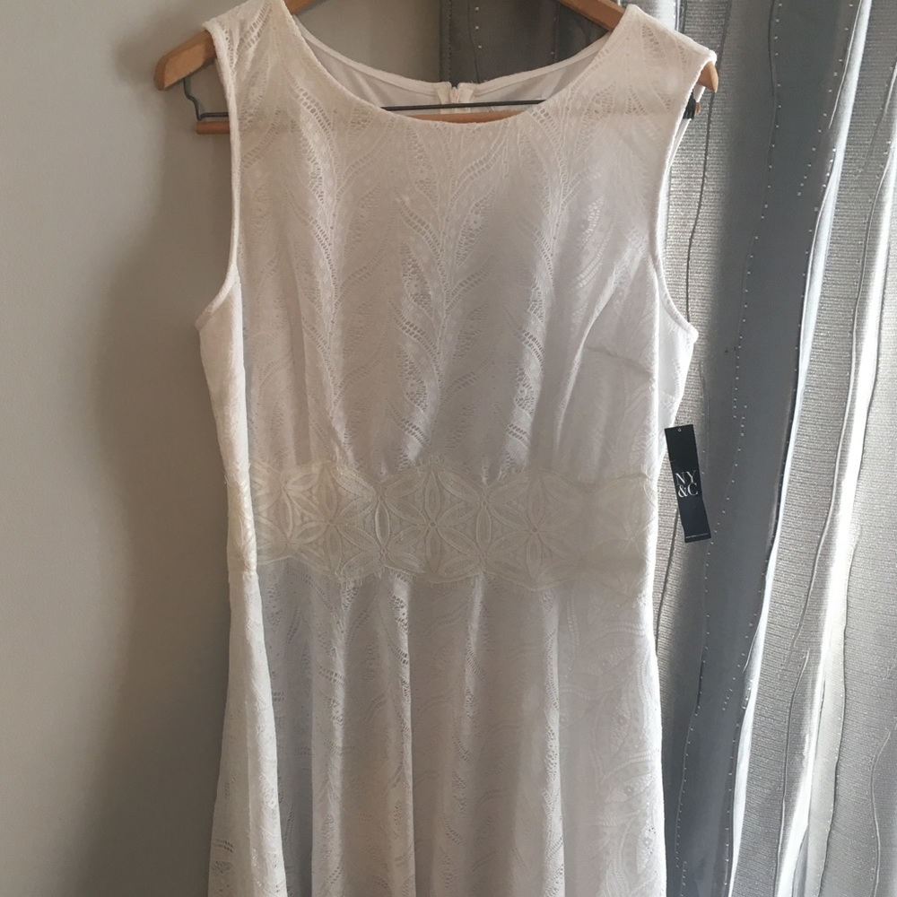 White lace dress New York & Co NWT!